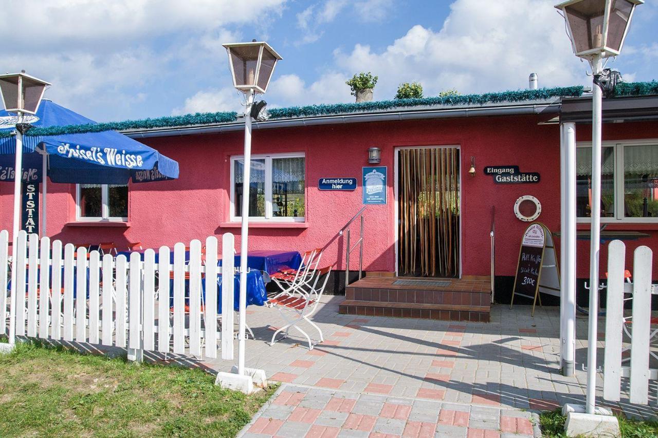 Gross Banzelvitz Familienzimmer Mit Gemeinschaftsbad מראה חיצוני תמונה
