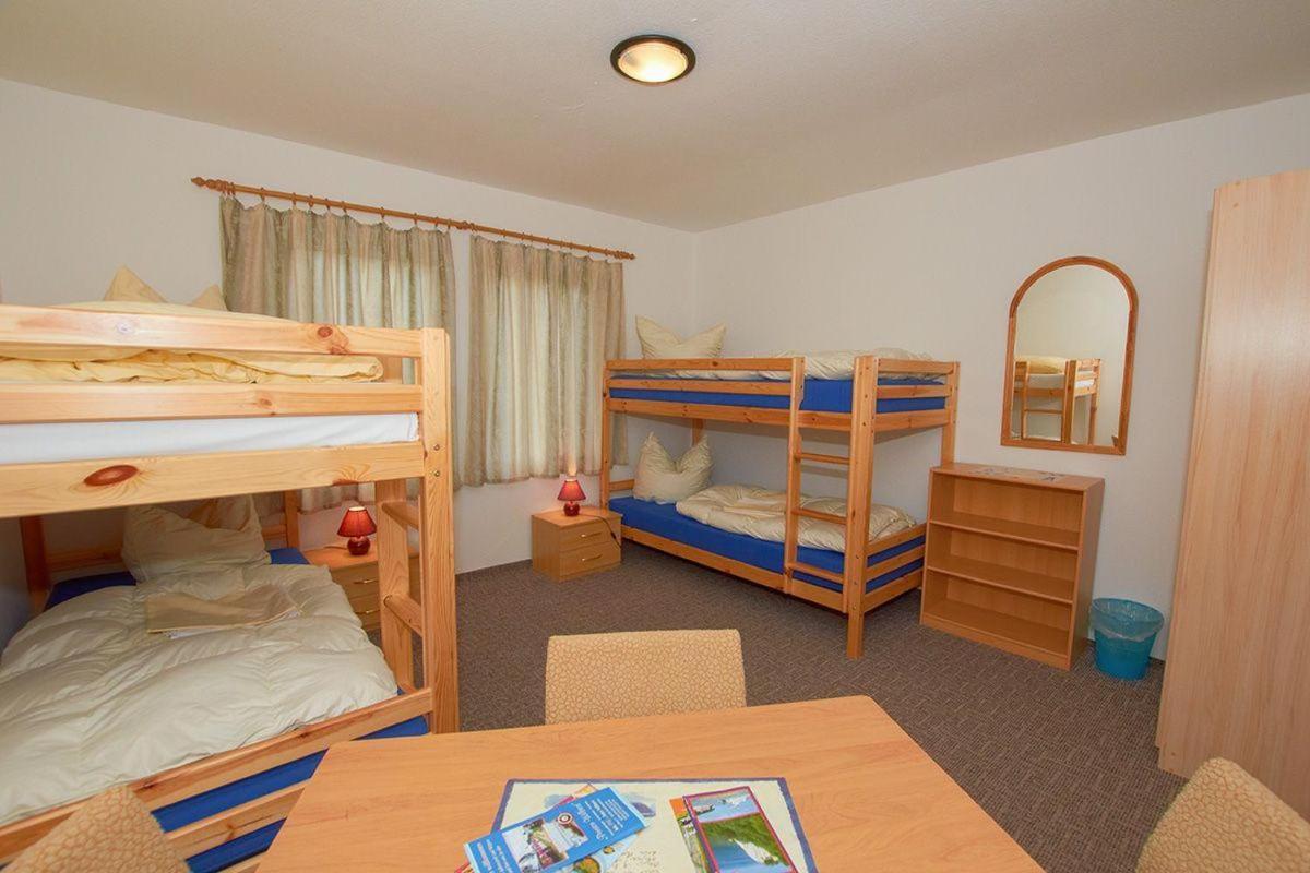 Gross Banzelvitz Familienzimmer Mit Gemeinschaftsbad מראה חיצוני תמונה